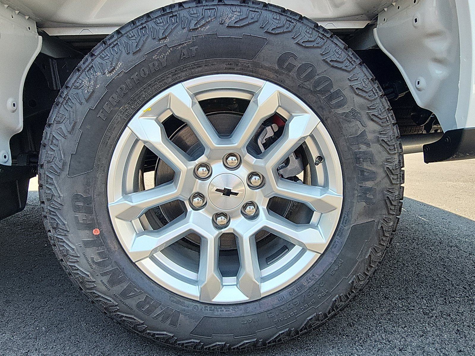 New 2026 Chevrolet Silverado 1500 RST w/ Z71 Off-Road Package AWD/4WD image 9