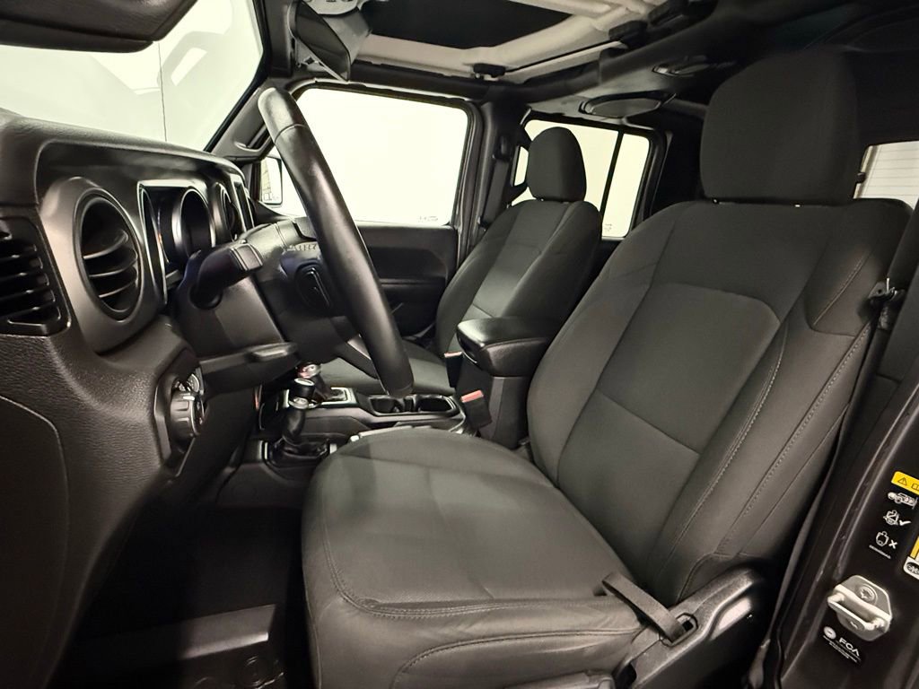 Used 2021 Jeep Gladiator Willys image 14