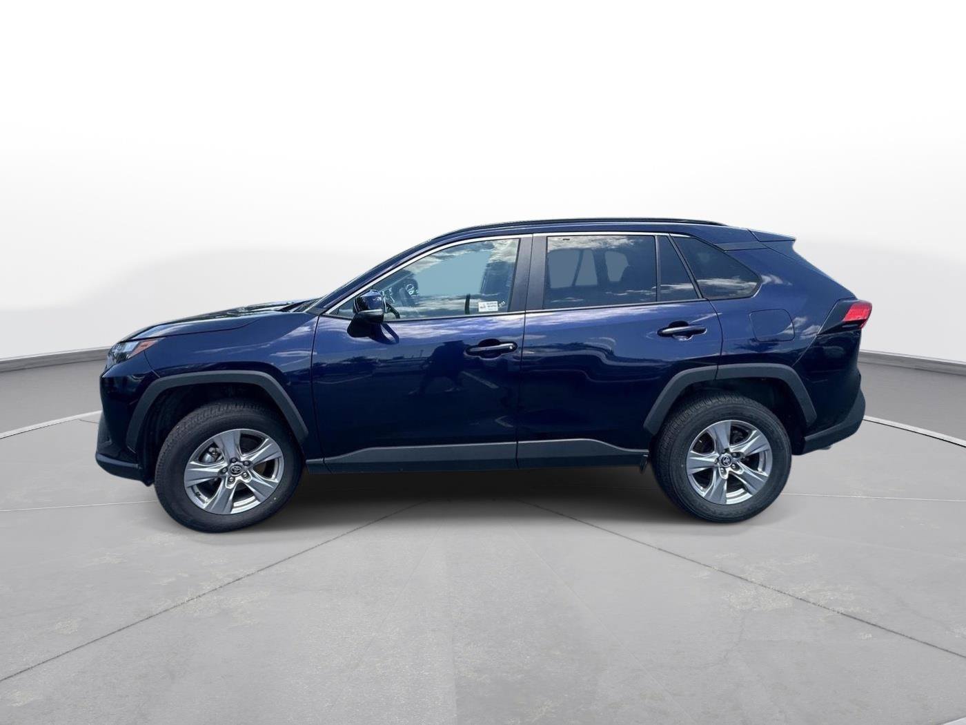 Certified 2025 Toyota RAV4 XLE AWD/4WD image 9