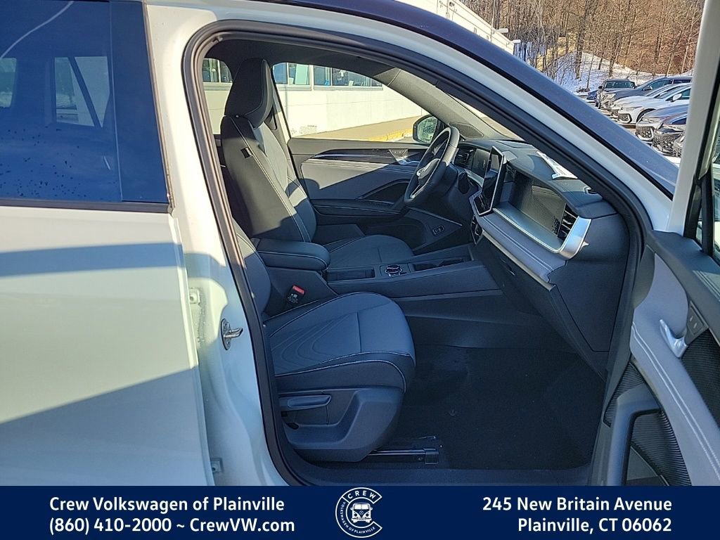 New 2026 Volkswagen Tiguan SE R-Line image 10