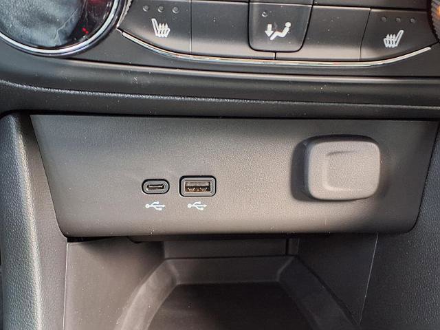 New 2026 Buick Encore GX Preferred w/ Comfort Package FWD image 8