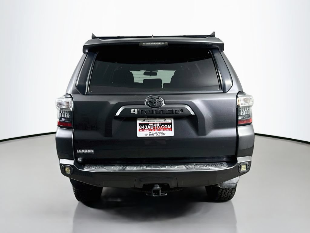 Used 2019 Toyota 4Runner SR5 AWD/4WD image 6
