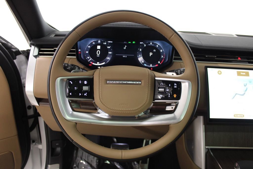 Used 2025 Land Rover Range Rover SE image 24