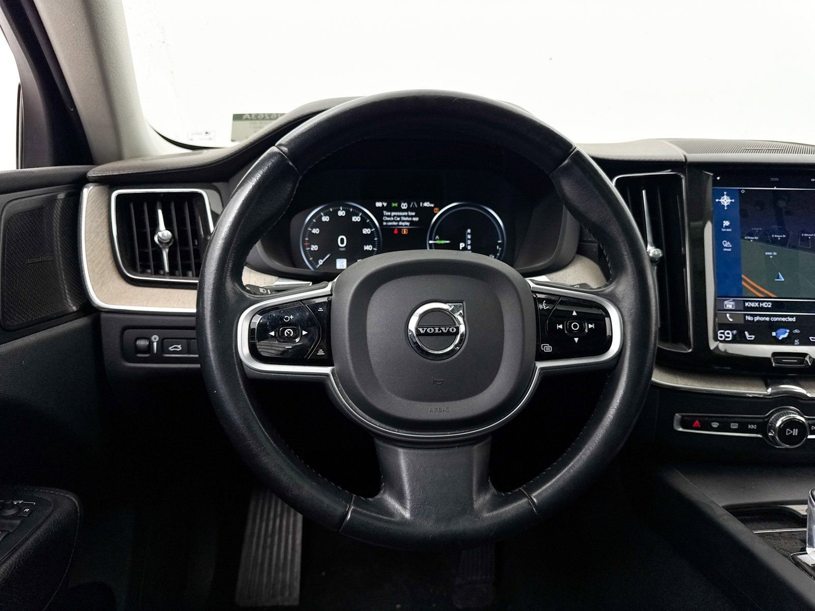 Used 2019 Volvo XC60 T8 Inscription w/ Advanced Package image 31