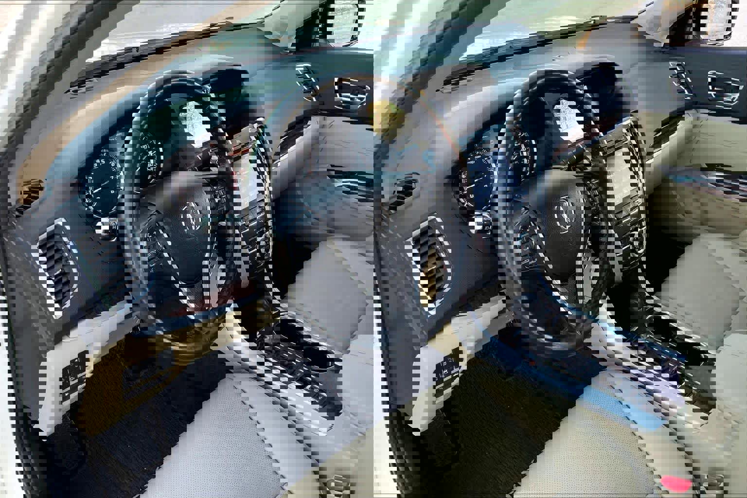 Used 2018 Acura TLX w/ Technology Package image 17