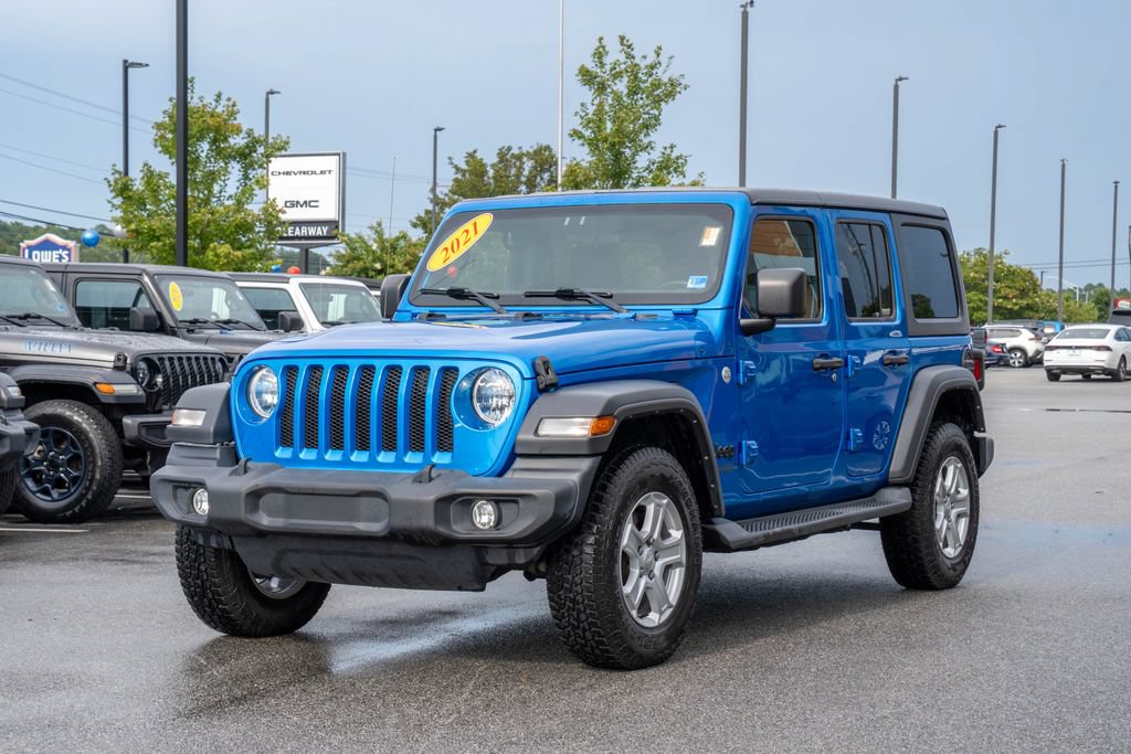 Used 2021 Jeep Wrangler Unlimited Sport AWD/4WD image 3