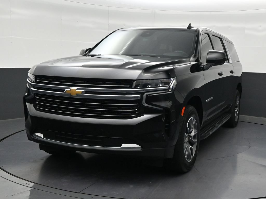 Used 2023 Chevrolet Suburban LT RWD image 9