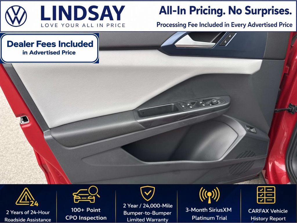 Used 2023 Volkswagen Taos SE w/ Panoramic Sunroof Package AWD/4WD image 10