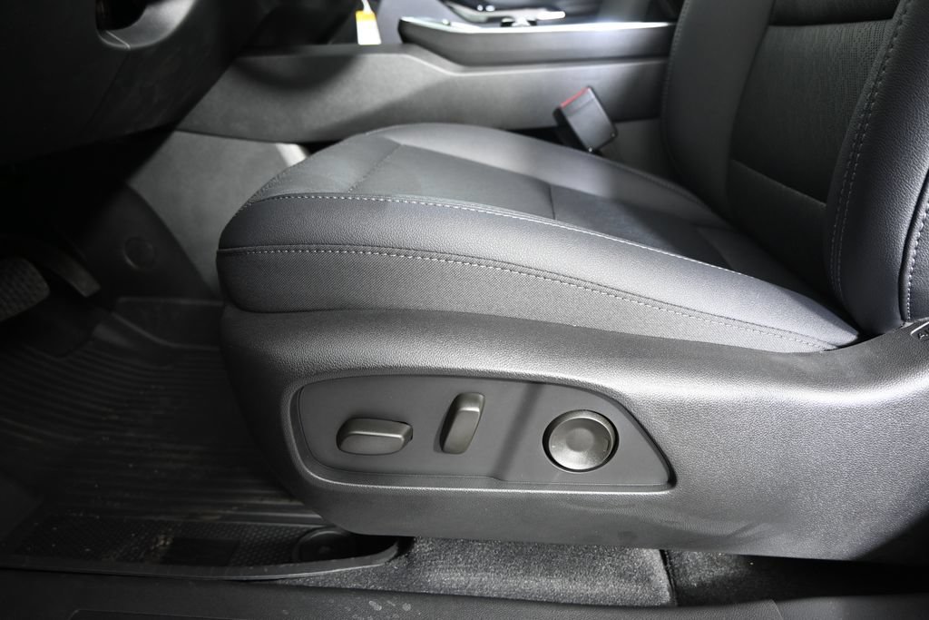 Used 2026 Chevrolet Equinox LT w/ Convenience Package II AWD/4WD image 21