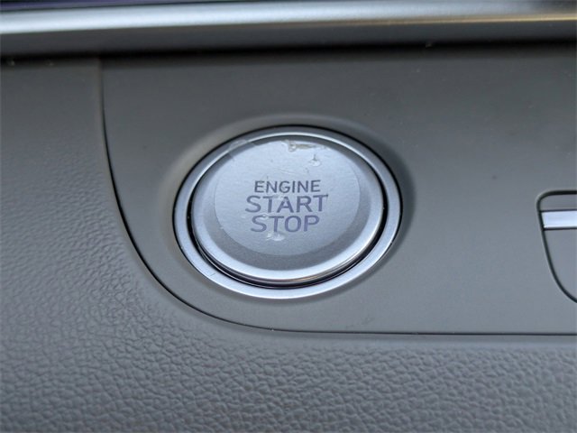 Certified 2025 Hyundai Elantra SEL image 28