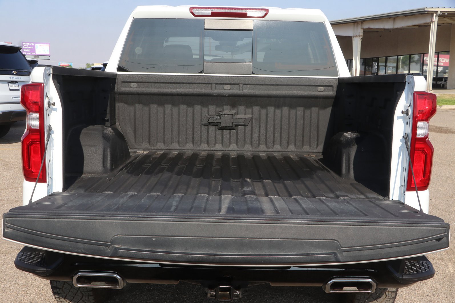 Used 2024 Chevrolet Silverado 1500 LT Trail Boss w/ Convenience Package II image 30