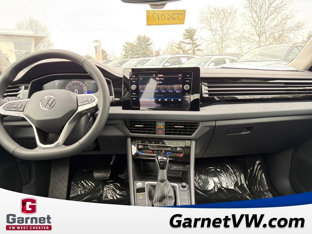 New 2026 Volkswagen Jetta SE image 12