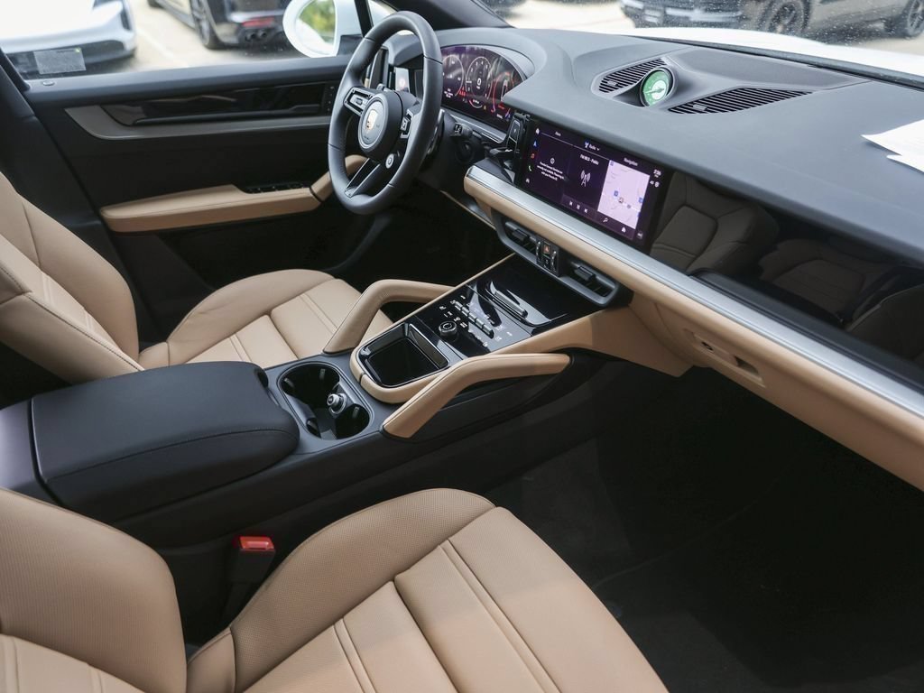 Certified 2026 Porsche Cayenne Coupe AWD/4WD image 36