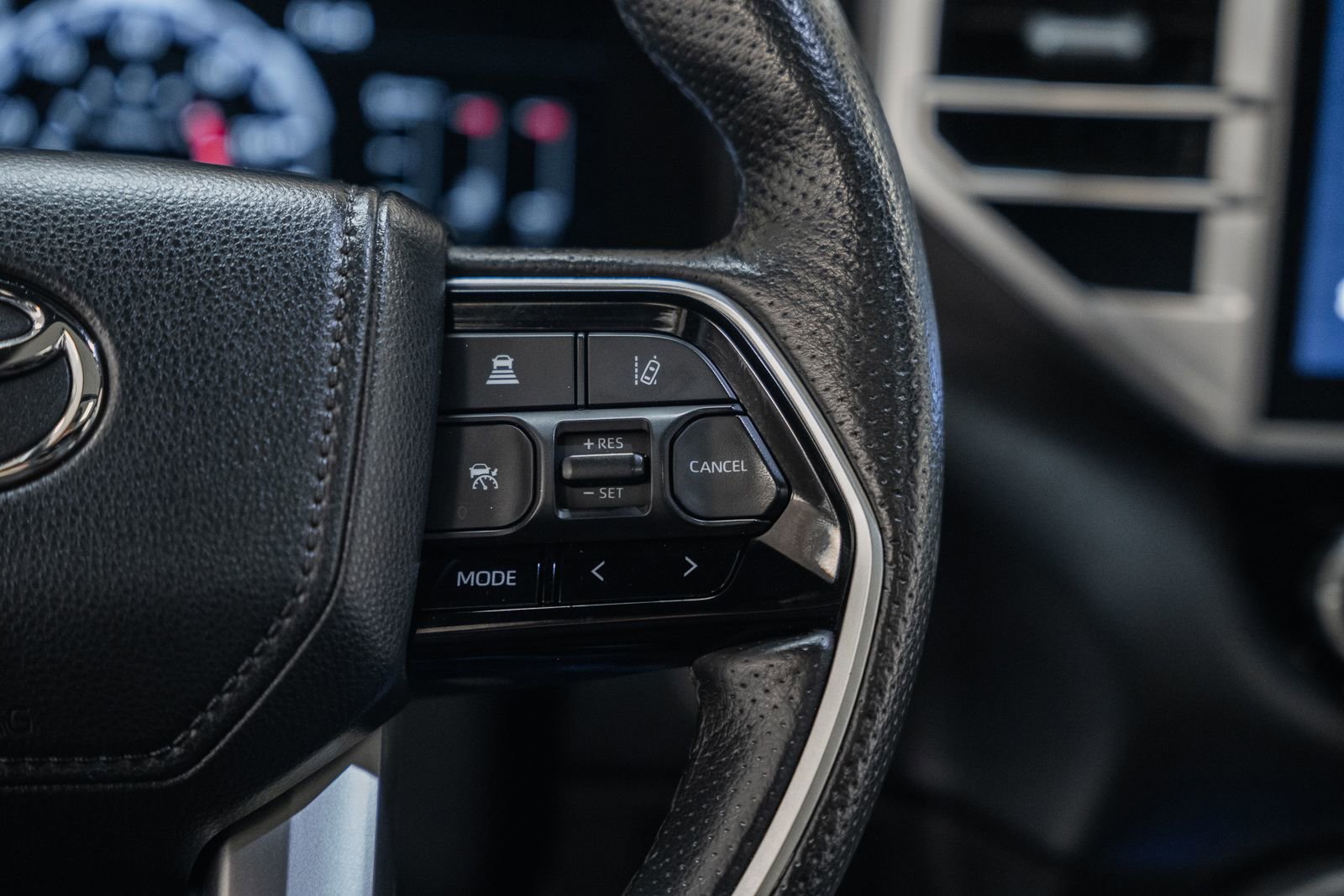 Used 2023 Toyota Tundra Platinum image 35