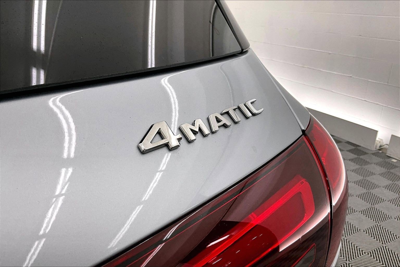 Certified 2025 Mercedes-Benz GLE 450e 4MATIC image 7
