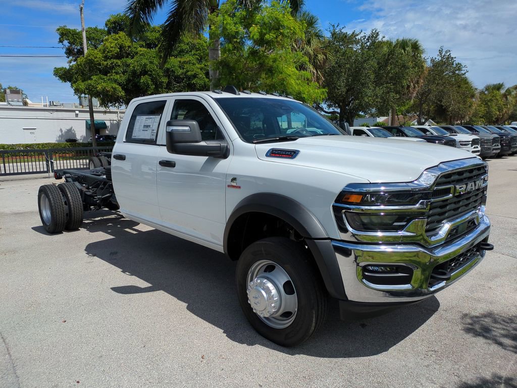 New 2026 RAM 5500 Tradesman w/ Chrome Appearance Group image 2