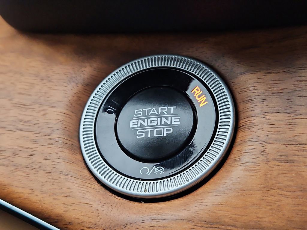 Used 2024 Jeep Grand Cherokee L Summit image 35