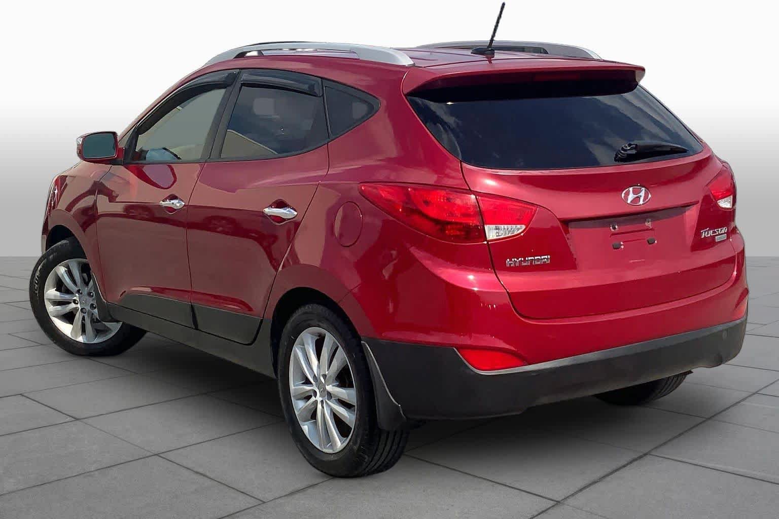 Used 2013 Hyundai Tucson Limited FWD image 12