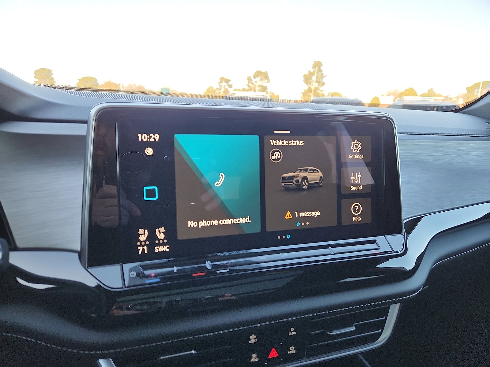 New 2026 Volkswagen Atlas Cross Sport SE image 19