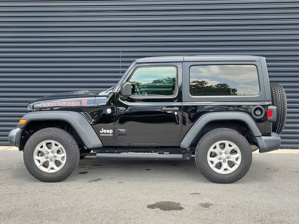 Used 2021 Jeep Wrangler Sport AWD/4WD image 2