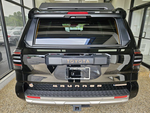 Used 2025 Toyota 4Runner Trailhunter AWD/4WD image 3