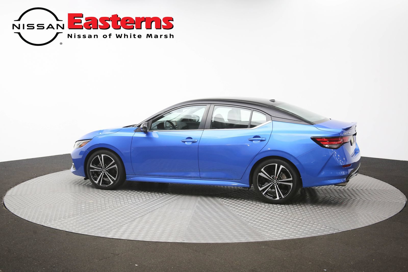 Used 2022 Nissan Sentra SR w/ SR Premium Package FWD image 61