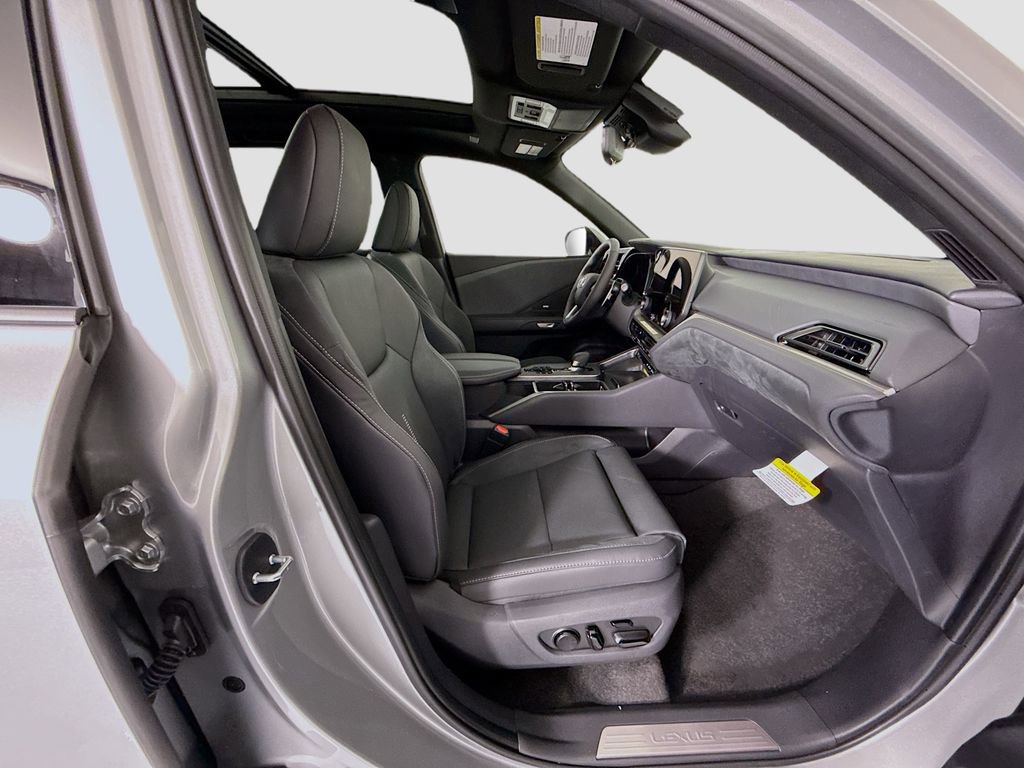 New 2026 Lexus TX 550h AWD Plug-In Hybrid image 21