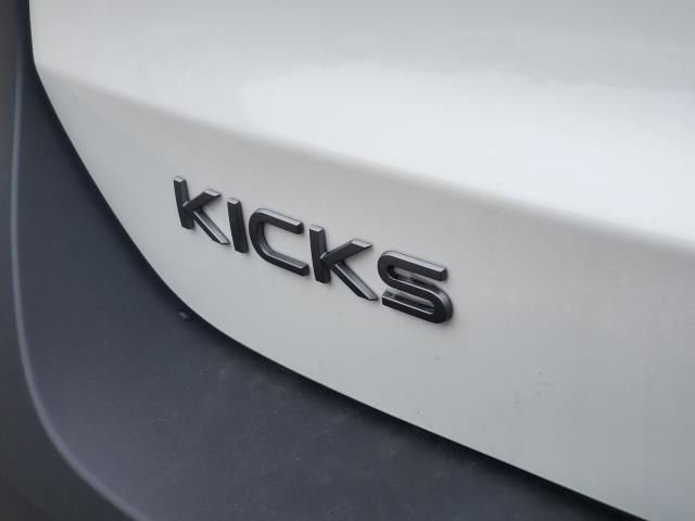 New 2026 Nissan Kicks SR image 15