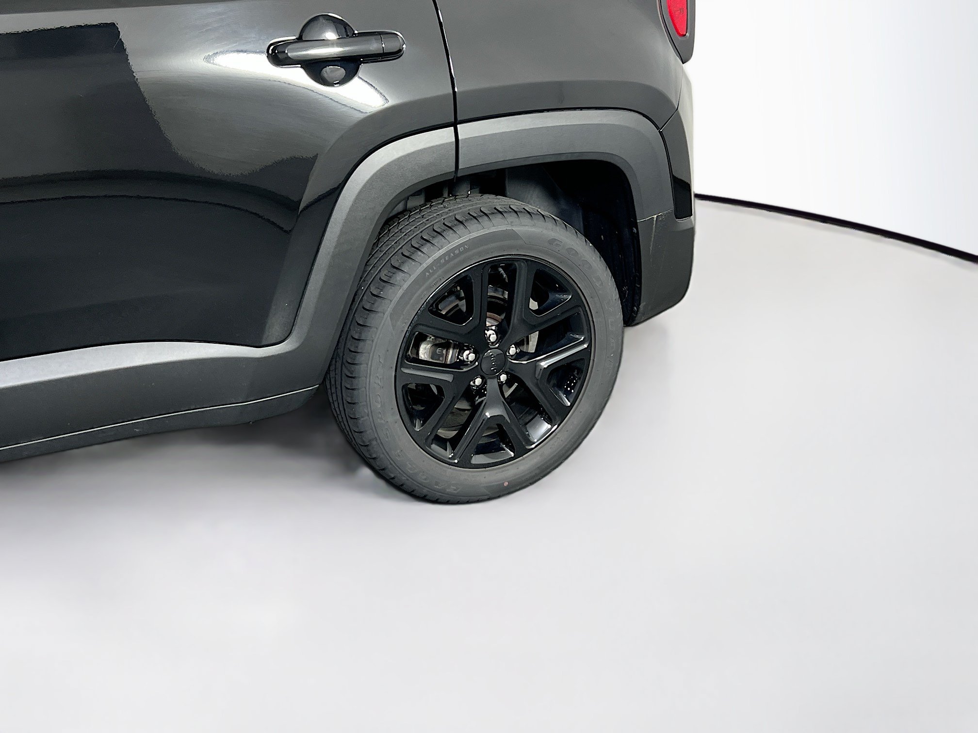 Used 2022 Jeep Renegade Altitude w/ Convenience Group AWD/4WD image 29