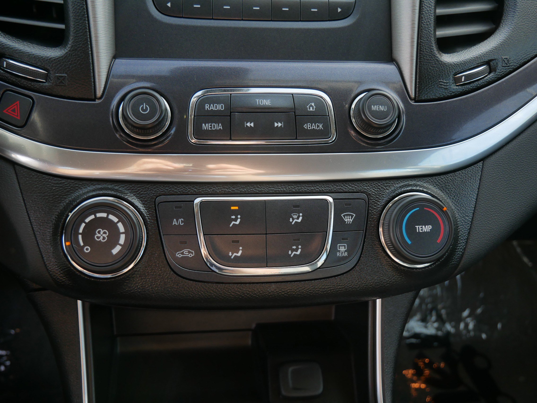 Used 2017 Chevrolet Impala LS image 23