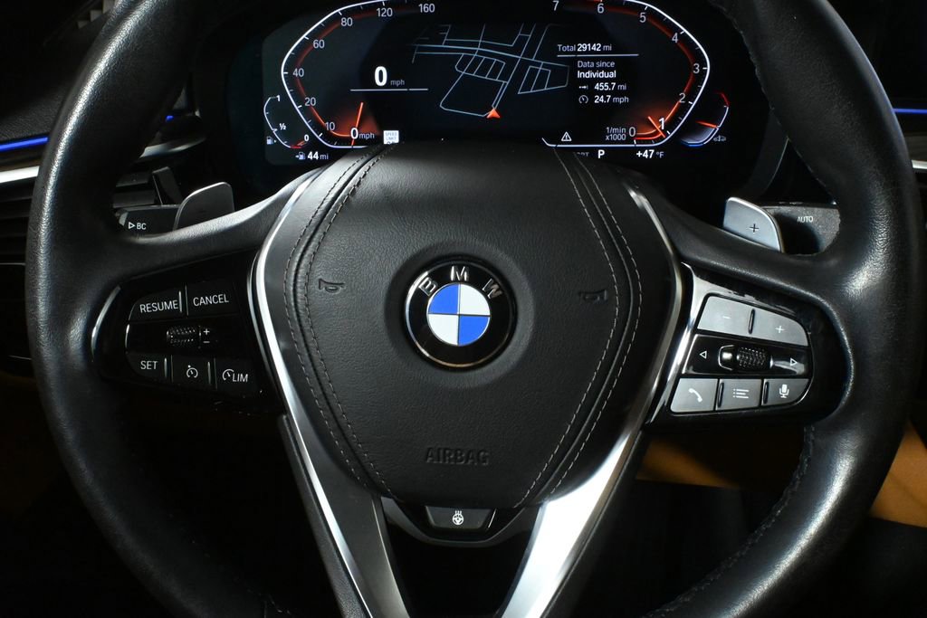 Certified 2022 BMW 530i xDrive w/ Convenience Package image 18