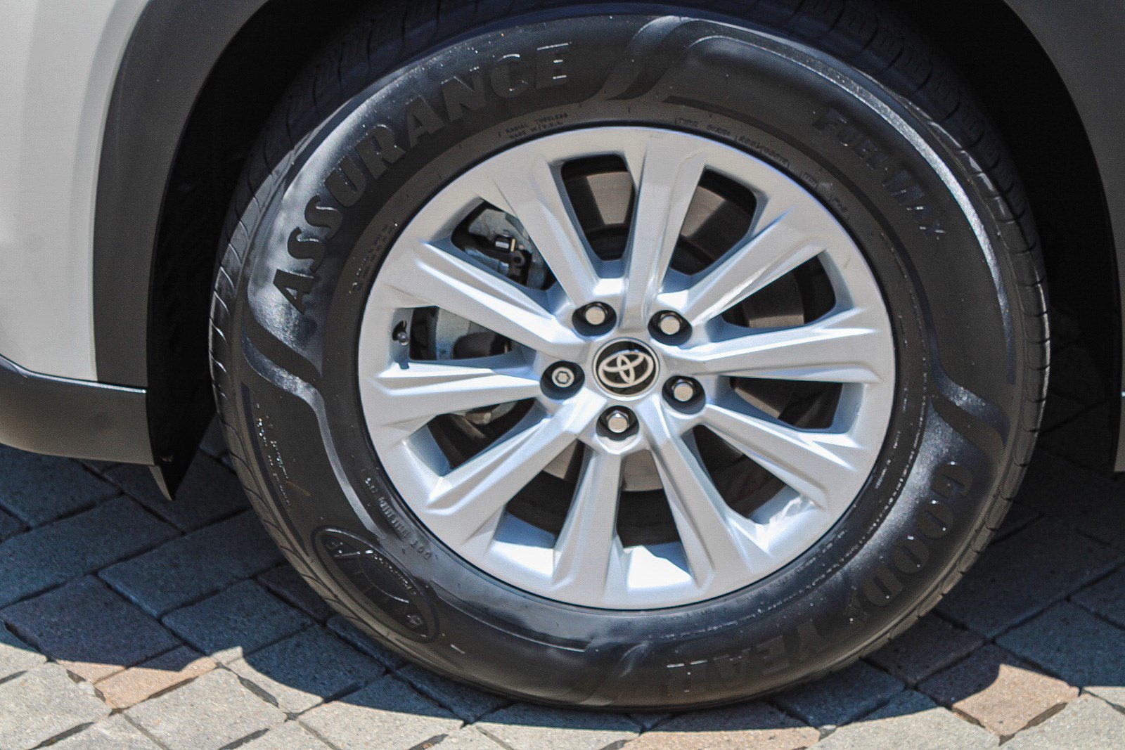 Certified 2024 Toyota Grand Highlander AWD Hybrid image 13