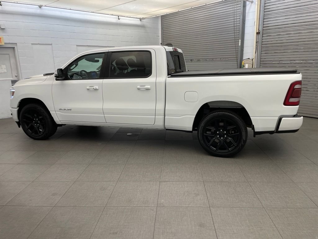 Used 2024 RAM 1500 Laramie AWD/4WD image 7