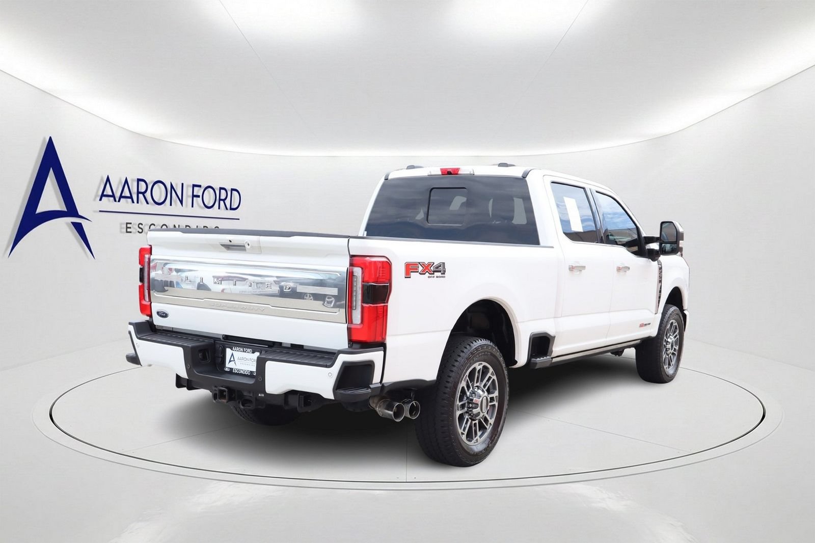 Used 2024 Ford F250 Limited w/ FX4 Off-Road Package AWD/4WD image 4