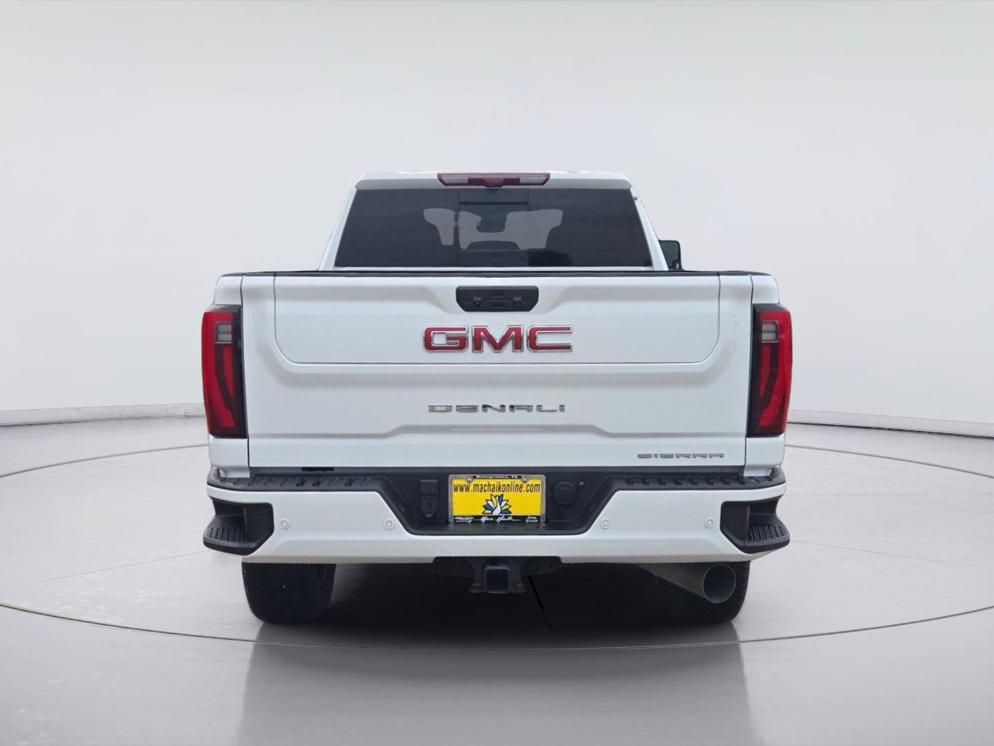 Used 2024 GMC Sierra 2500 Denali w/ Denali Reserve Package AWD/4WD image 4