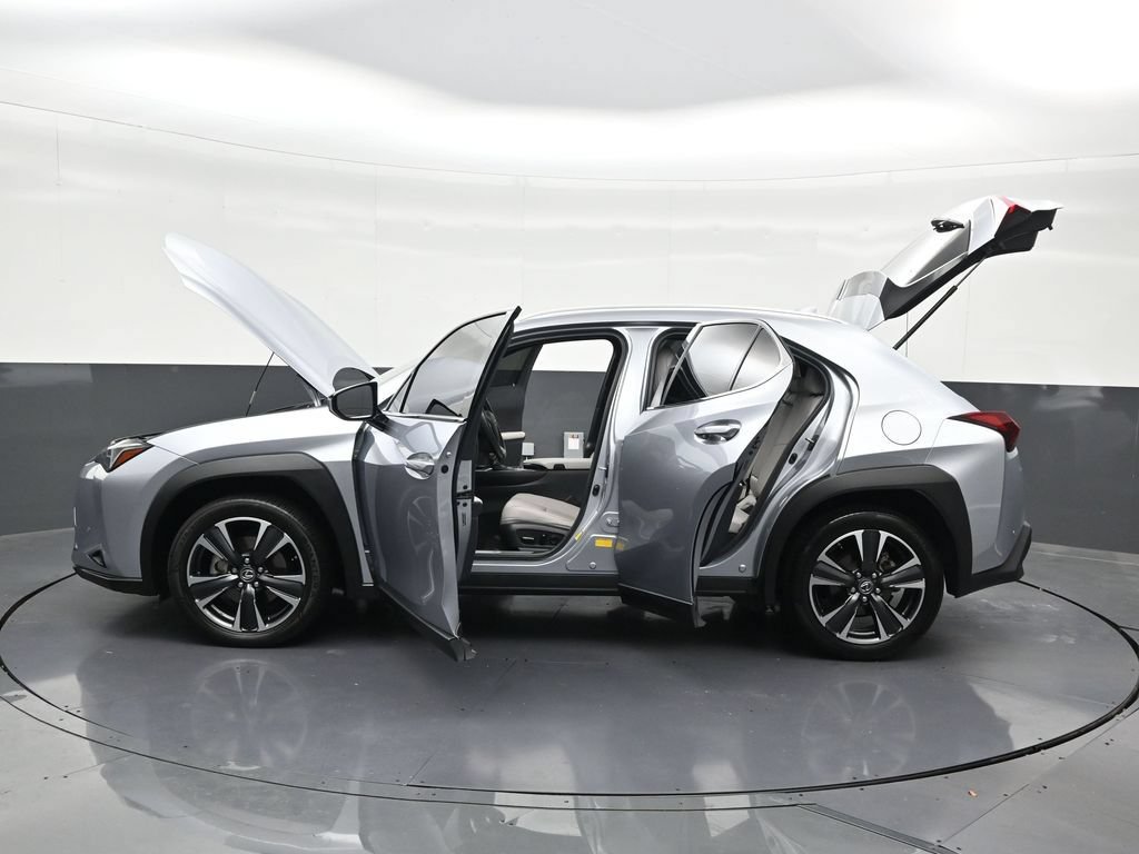Used 2023 Lexus UX 250h FWD w/ Accessory Package (Z2) image 40