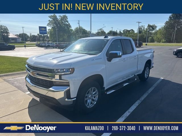 Used 2019 Chevrolet Silverado 1500 LT w/ All-Star Edition AWD/4WD image 1