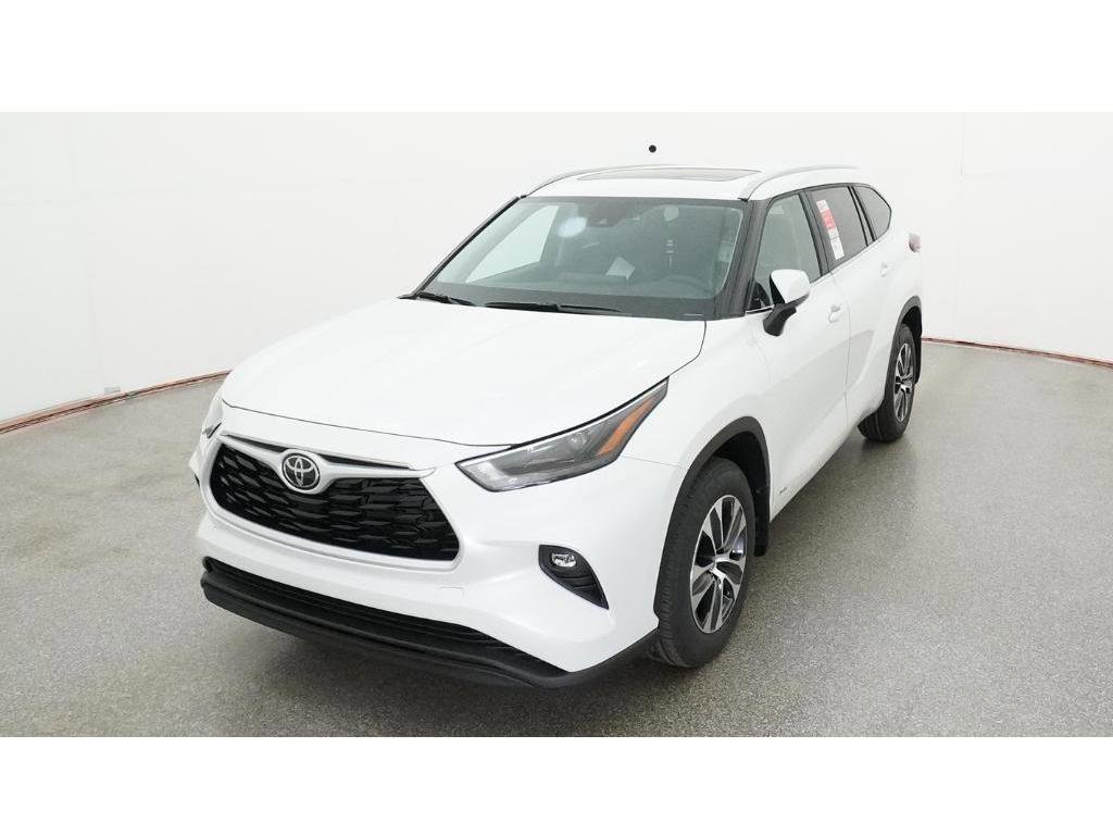 New 2026 Toyota Highlander XLE image 16