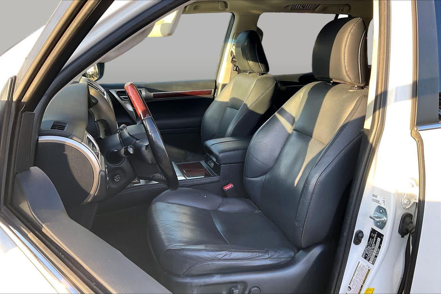 Used 2019 Lexus GX 460 Premium AWD/4WD image 7
