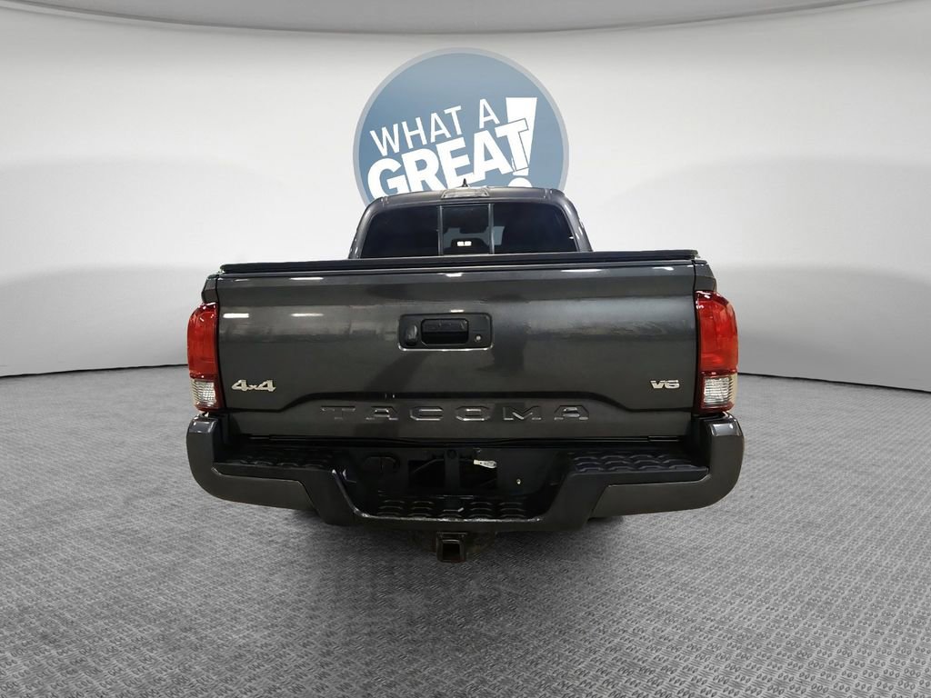 Used 2023 Toyota Tacoma SR image 5