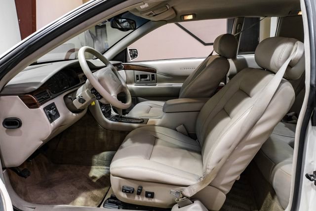 Used 2000 Cadillac Eldorado ESC w/ Comfort/Convenience Pkg FWD image 4