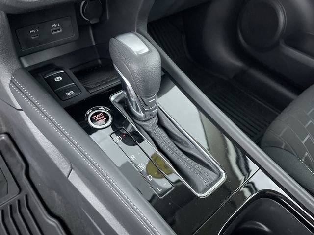 Used 2023 Nissan Kicks SV image 30