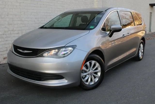 Used 2018 Chrysler Pacifica LX w/ Tire & Wheel Group