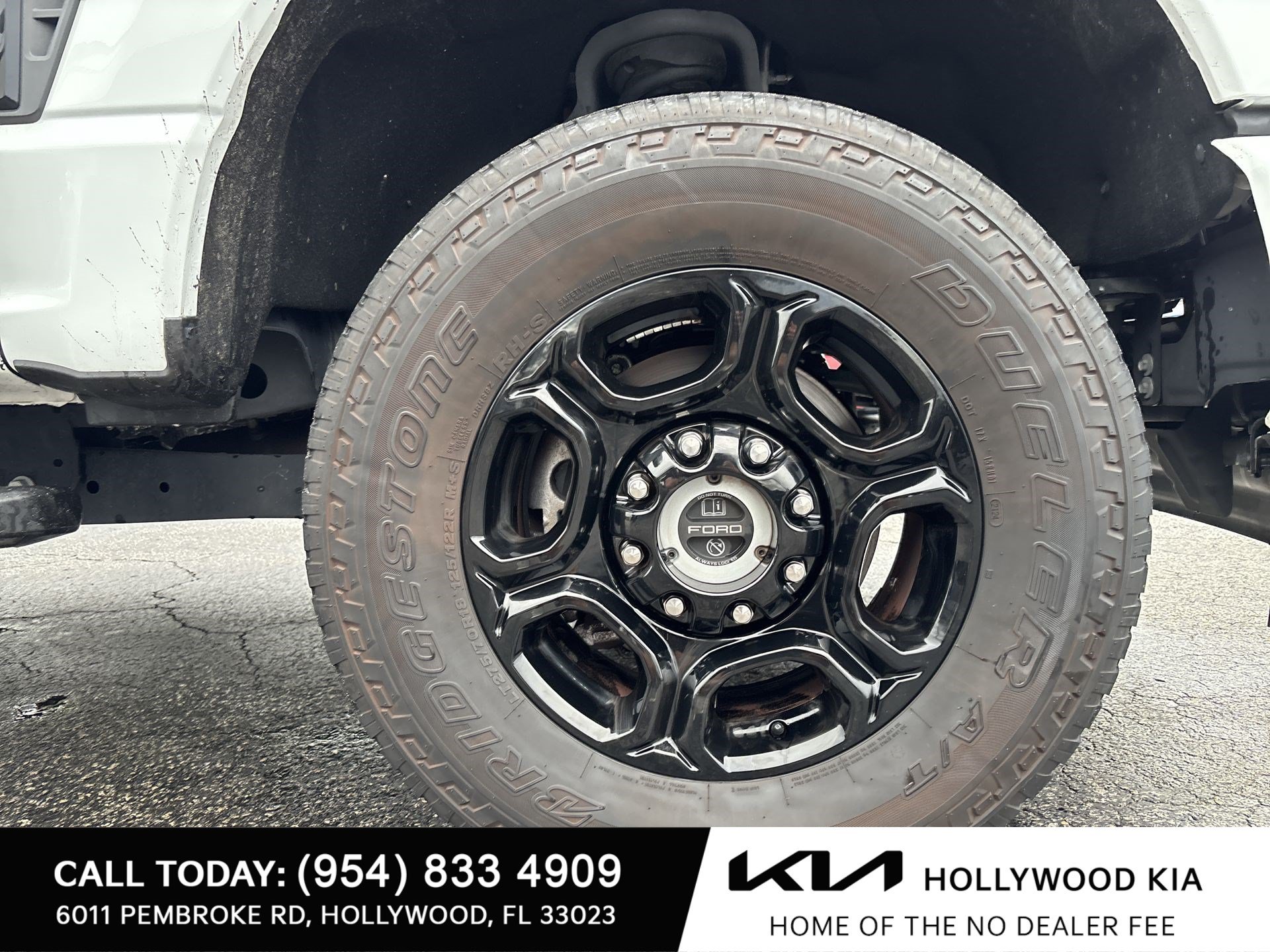Used 2024 Ford F350 XL w/ STX Appearance Package AWD/4WD image 18