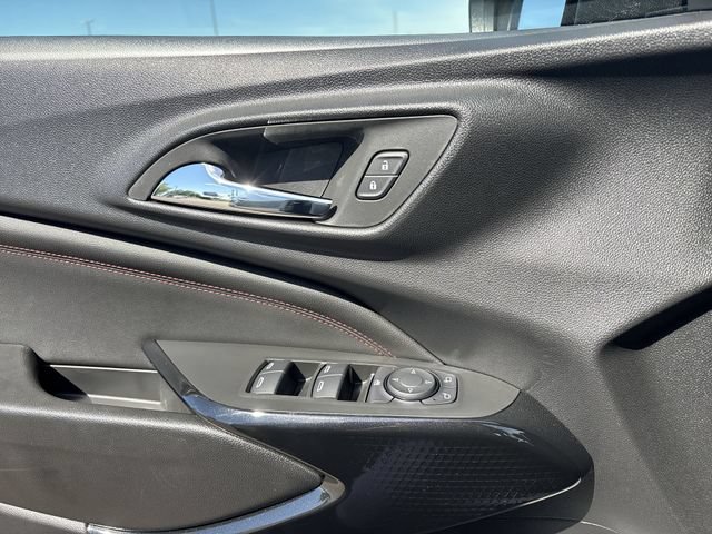 New 2026 Chevrolet Trax RS w/ Sunroof Package FWD image 25