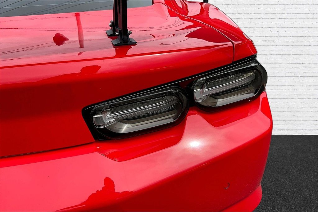 Used 2021 Chevrolet Camaro SS RWD image 21