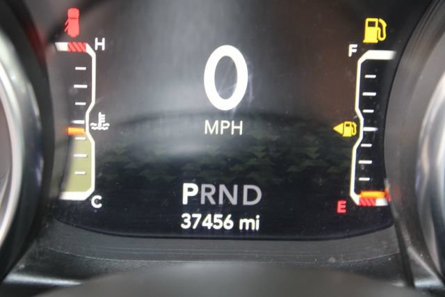 Used 2022 Jeep Wrangler Unlimited Sahara AWD/4WD image 20