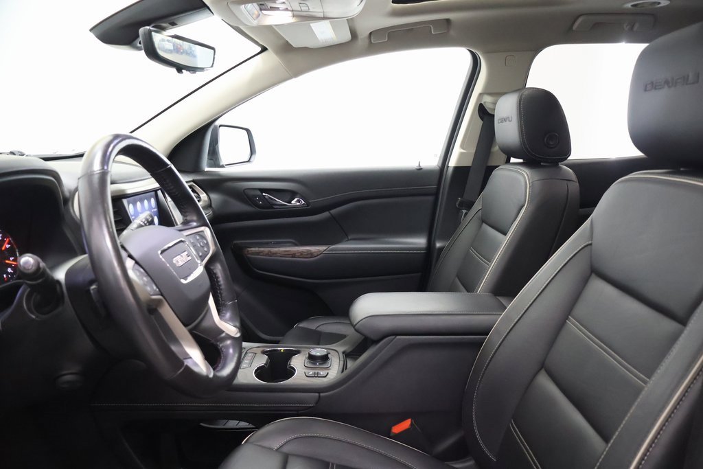Used 2020 GMC Acadia Denali w/ Denali Ultimate Package image 13