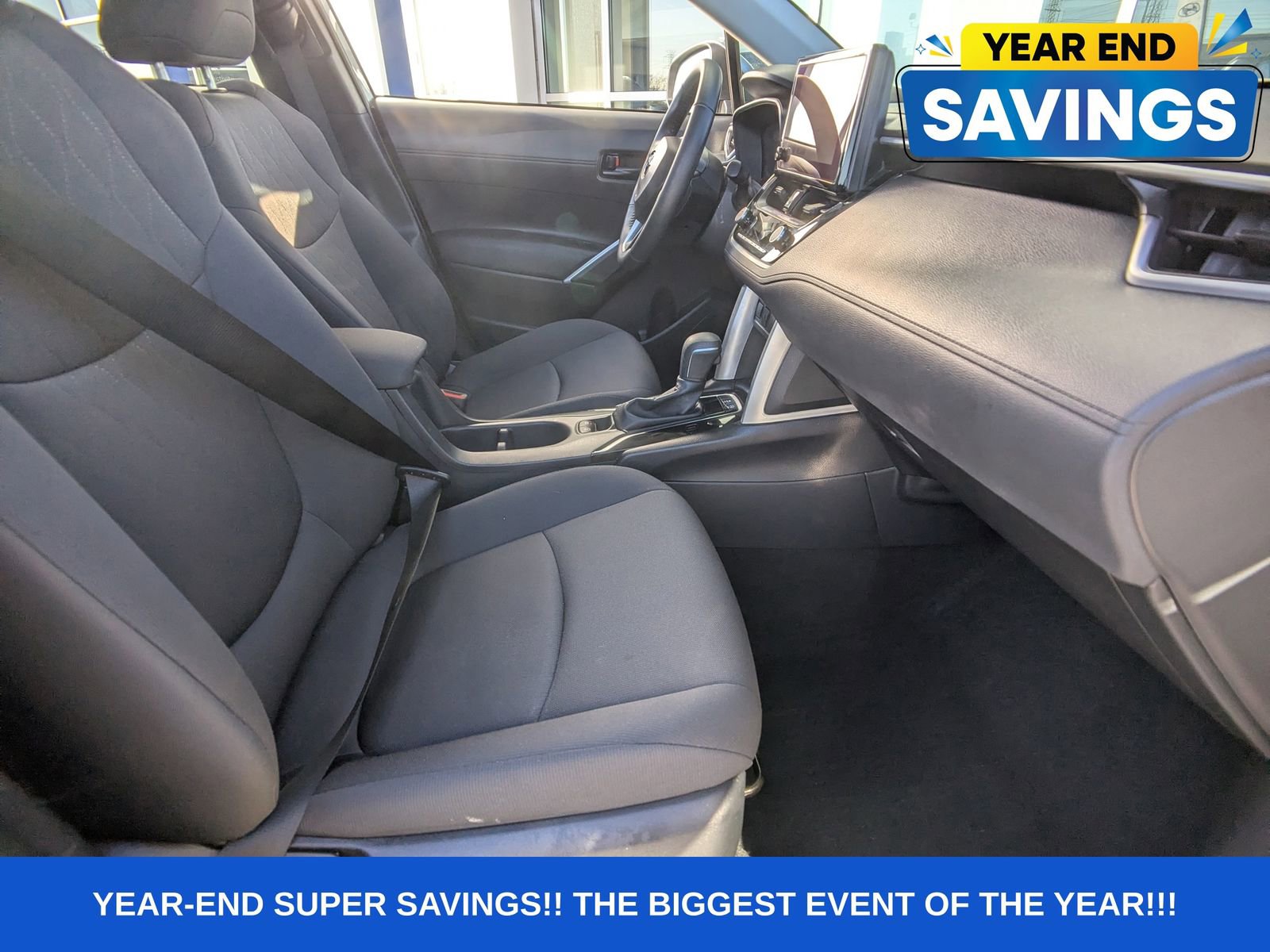 Used 2024 Toyota Corolla Cross LE image 15