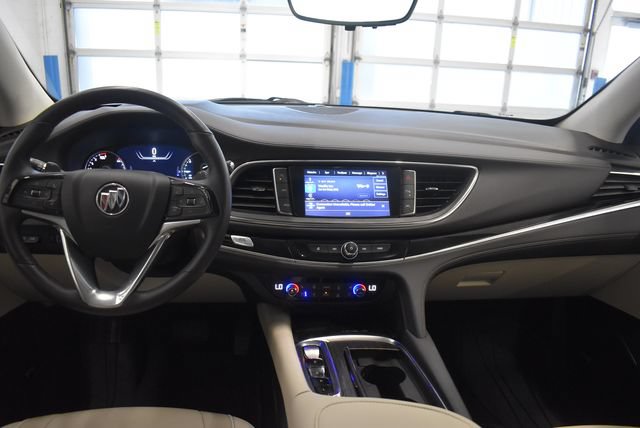 Used 2024 Buick Enclave Avenir w/ Avenir Technology Package AWD/4WD image 5